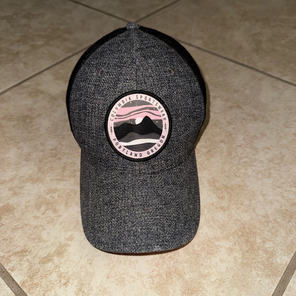 Columbia Vintage OG Black Charcoal Grey Light Pink Hat